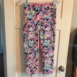 NWOT Lilly Pulitzer Luxletic Leggings Size Medium